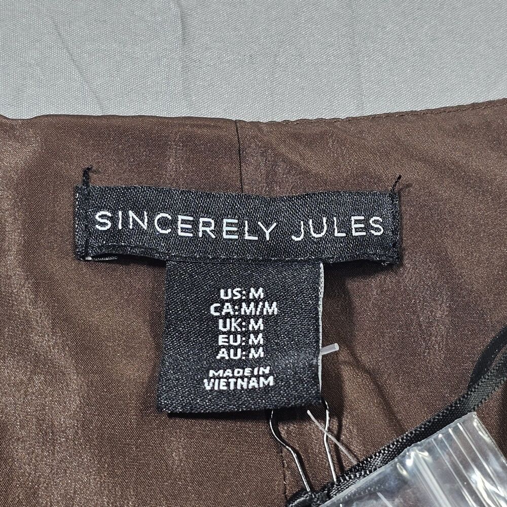 NWT Sincerely Jules tailored button-front vest in a rich brown color - Picture 3 of 7